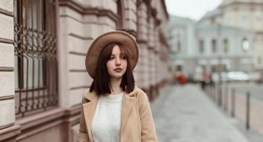 Fashionable hats for Womens