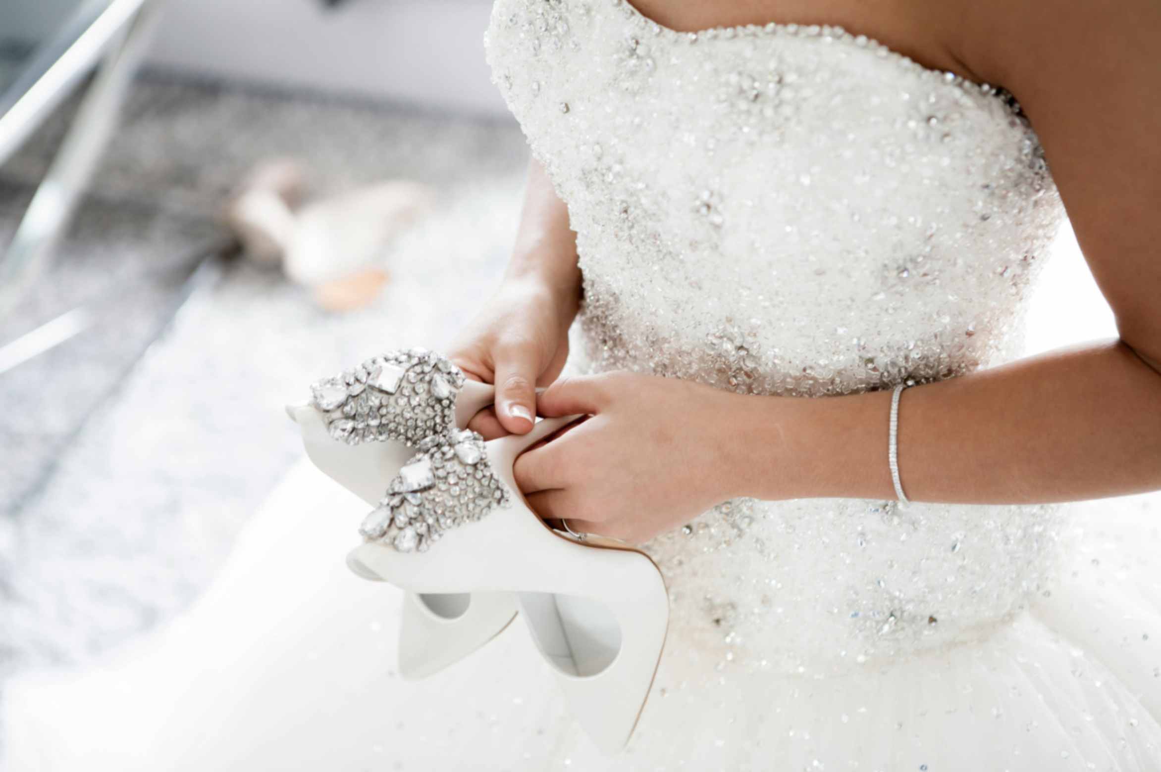 Shopping for a wedding dress: everything you need to know